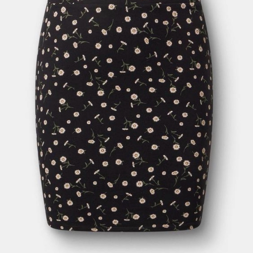 Torrid Black Mini Skirt with Floral Design